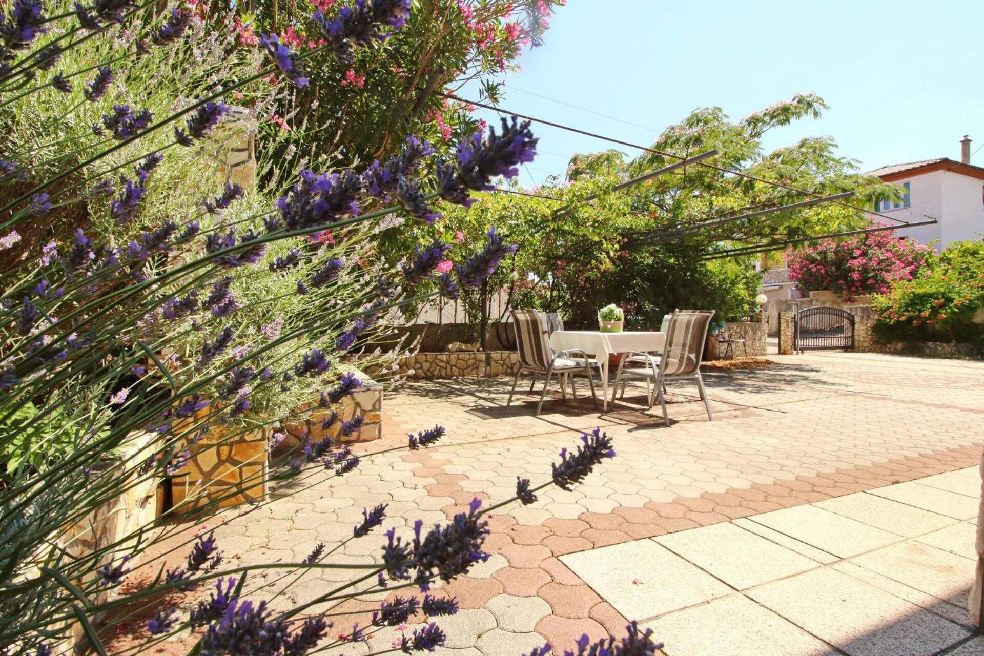 Radosna Guest house