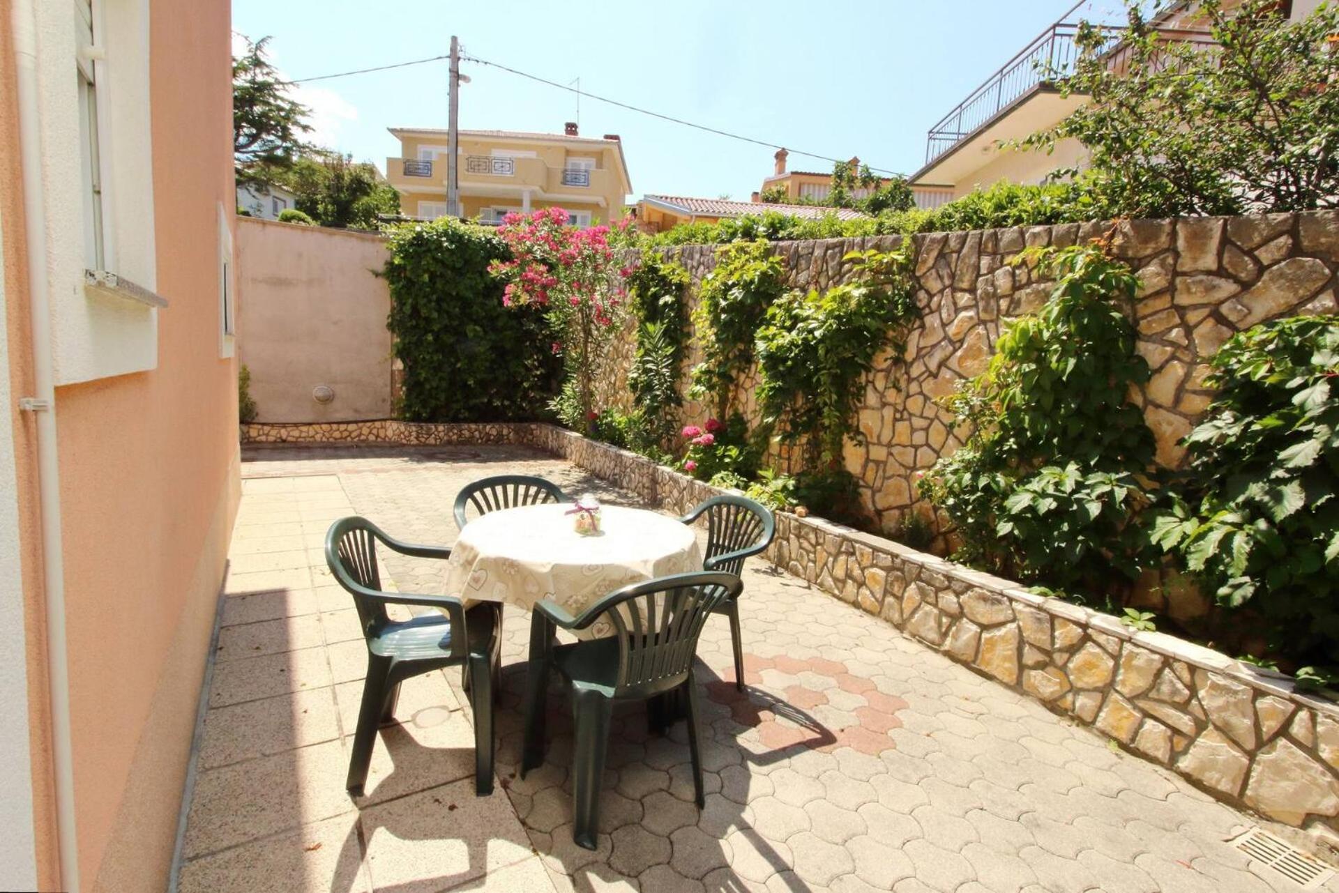 Guest house Radosna 3*